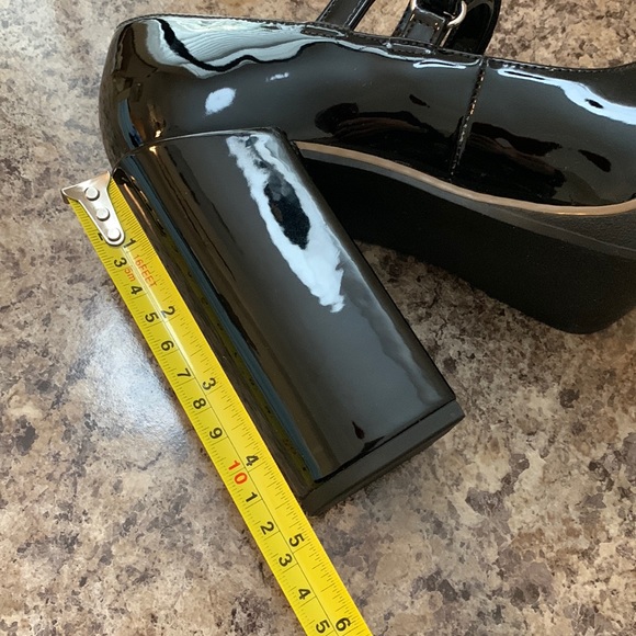 Steve Madden Chunky Black Patent Heels - Picture 15 of 16